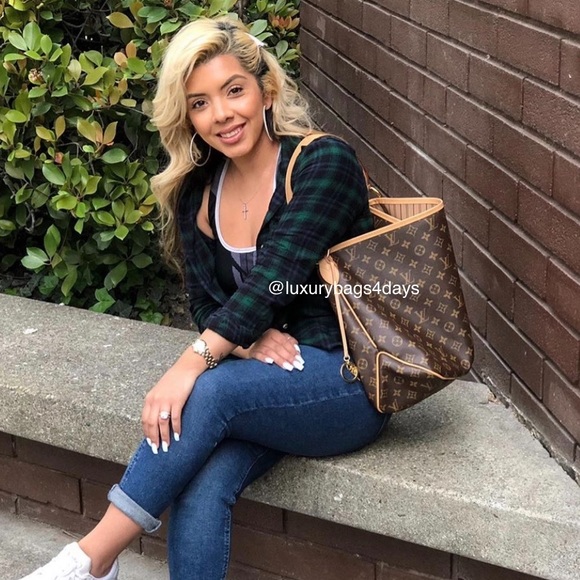 Louis Vuitton Handbags - 🎀BEAUTIFUL🎀 LOUIS VUITTON